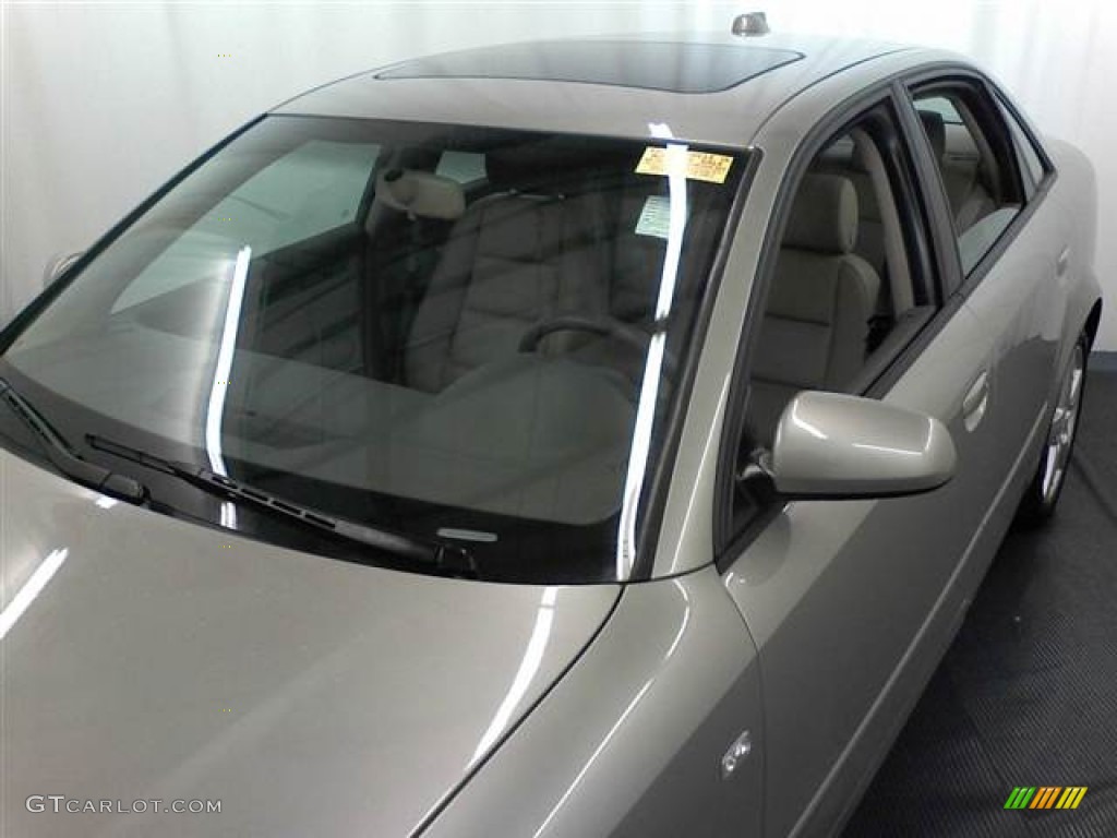 2004 A4 1.8T quattro Sedan - Champagne Metallic / Beige photo #21