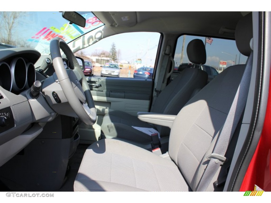 2008 Grand Caravan SE - Inferno Red Crystal Pearl / Dark Slate/Light Shale photo #10