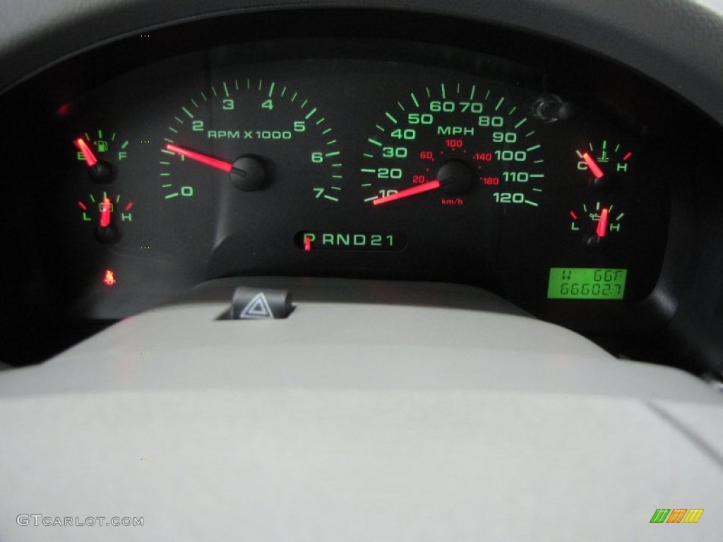 2005 F150 XLT Regular Cab - Bright Red / Medium Flint Grey photo #13