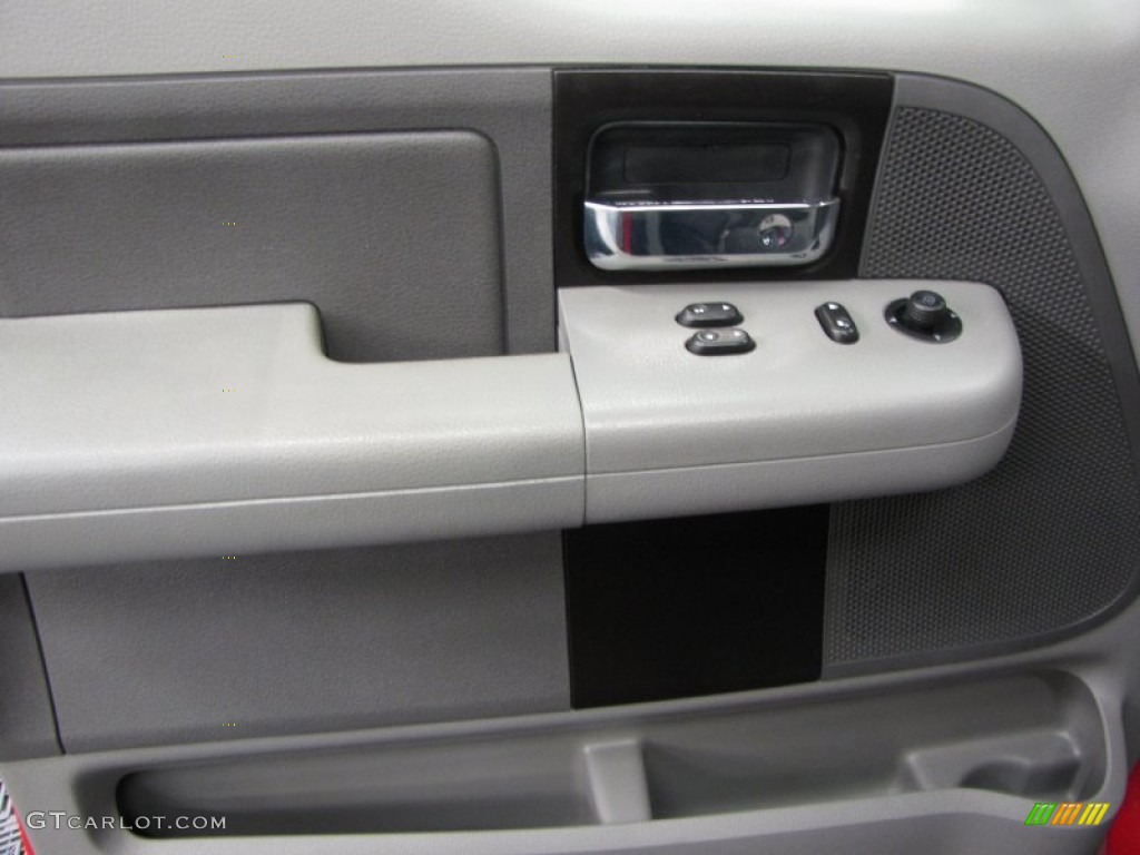 2005 F150 XLT Regular Cab - Bright Red / Medium Flint Grey photo #17