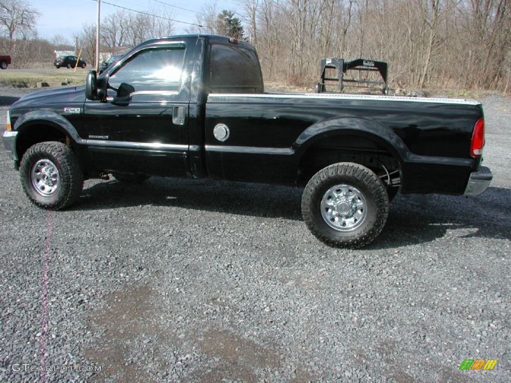 2002 F250 Super Duty XLT Regular Cab 4x4 - Black / Medium Parchment photo #4