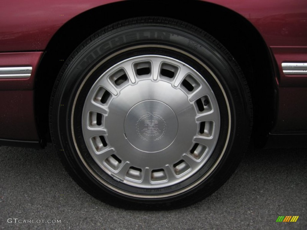 1999 Cadillac DeVille Sedan Wheel Photo #62338010