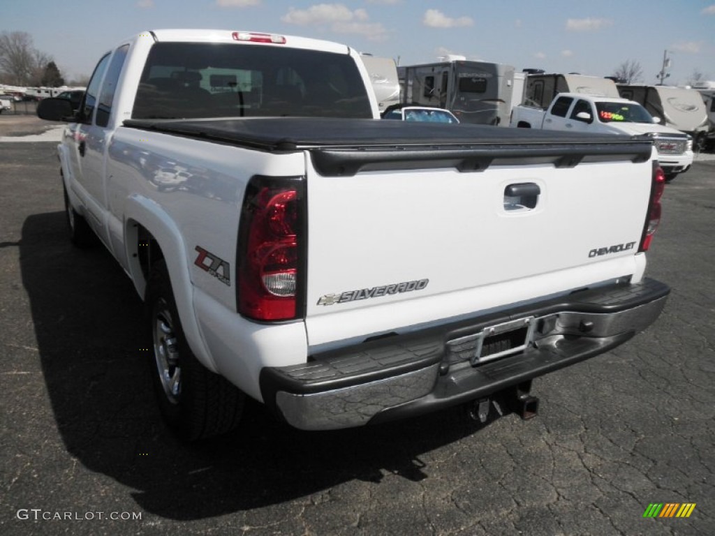 2005 Silverado 1500 Z71 Extended Cab 4x4 - Summit White / Dark Charcoal photo #16