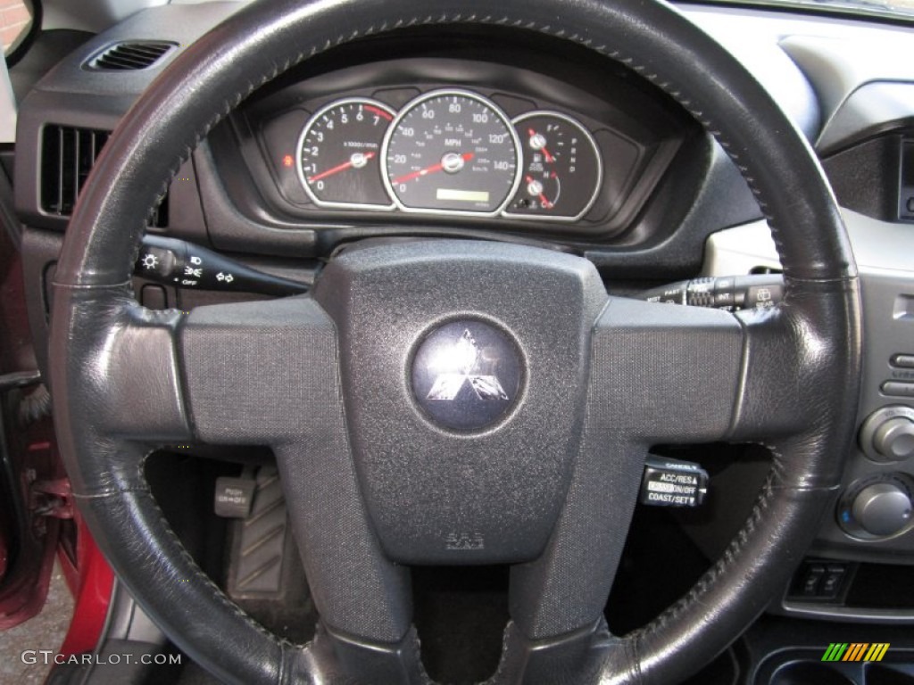 2004 Mitsubishi Endeavor Limited AWD Charcoal Gray Steering Wheel Photo #62341987