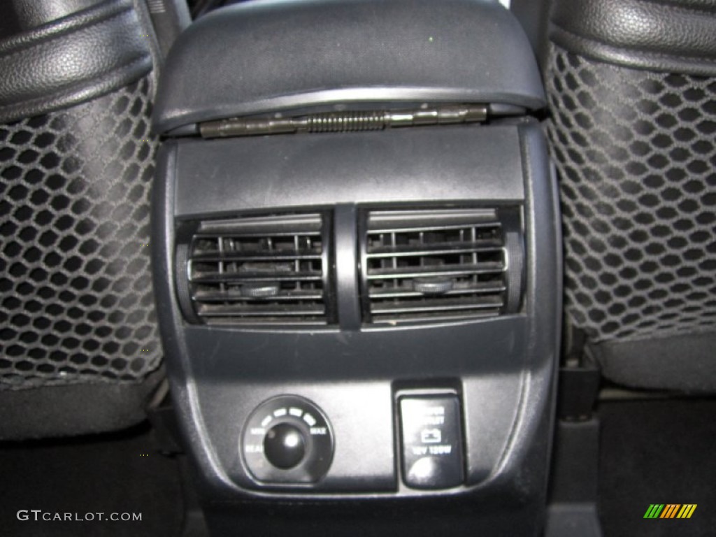 2004 Endeavor Limited AWD - Ultra Red Pearl / Charcoal Gray photo #25