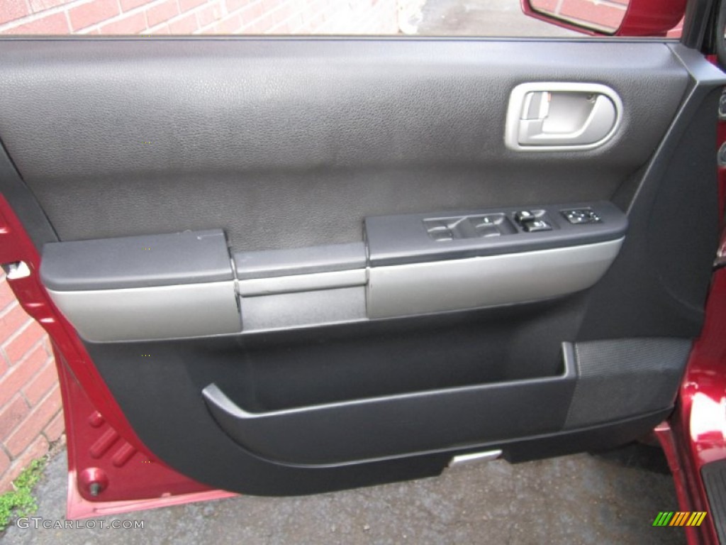 2004 Endeavor Limited AWD - Ultra Red Pearl / Charcoal Gray photo #26