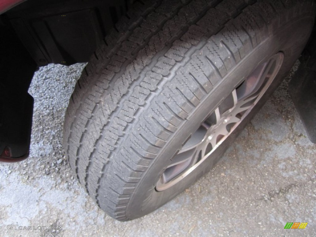 2004 Endeavor Limited AWD - Ultra Red Pearl / Charcoal Gray photo #29