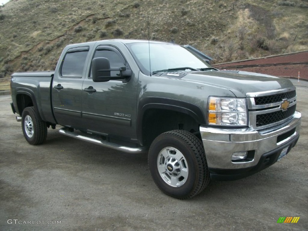 2011 Silverado 2500HD LT Crew Cab 4x4 - Steel Green Metallic / Ebony photo #41