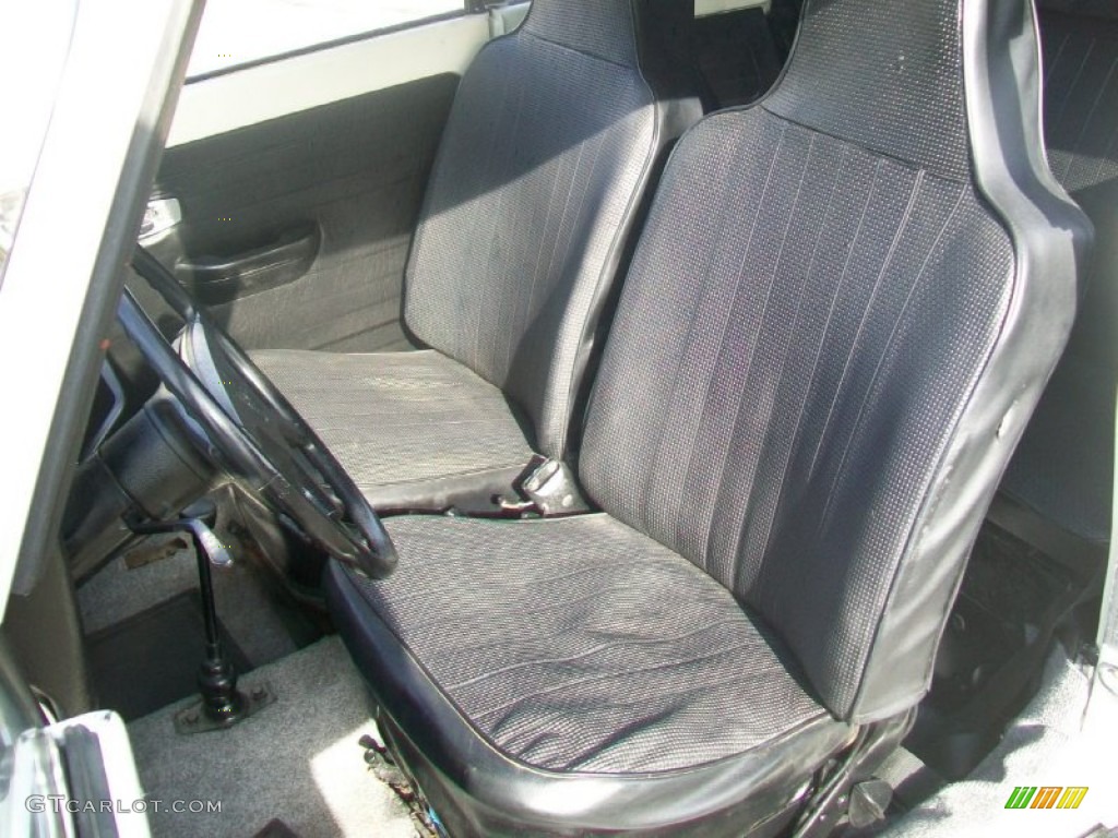 1972 Volkswagen Beetle Convertible Front Seat Photo #62343035