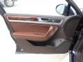 Saddle Brown 2012 Volkswagen Touareg TDI Lux 4XMotion Door Panel