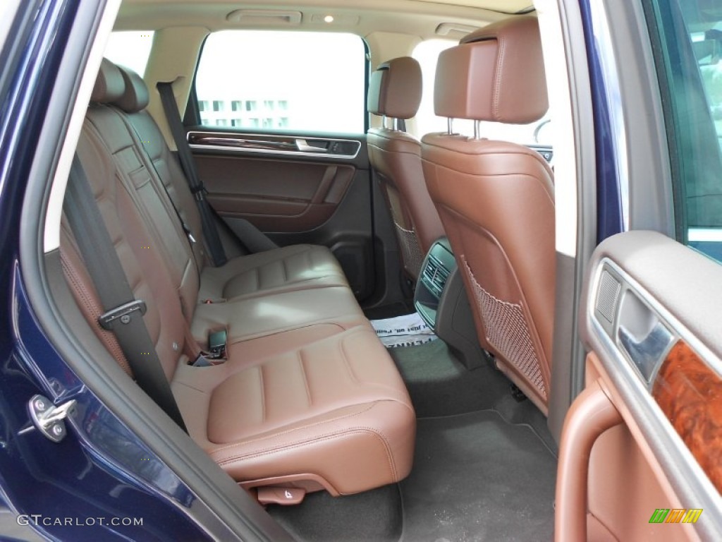 Saddle Brown Interior 2012 Volkswagen Touareg TDI Lux 4XMotion Photo #62345042