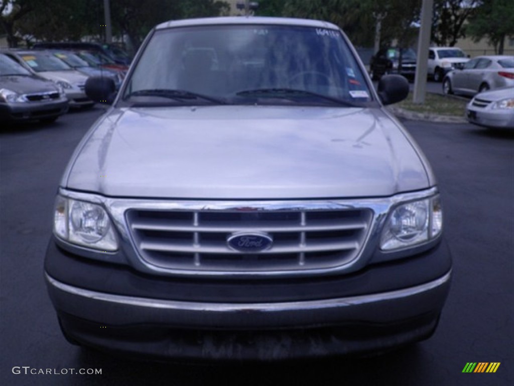 2003 F150 XLT SuperCab - Silver Metallic / Medium Graphite Grey photo #3