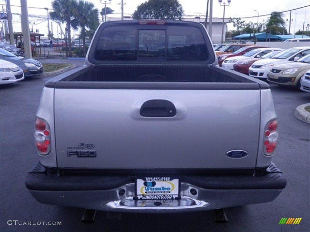 2003 F150 XLT SuperCab - Silver Metallic / Medium Graphite Grey photo #9