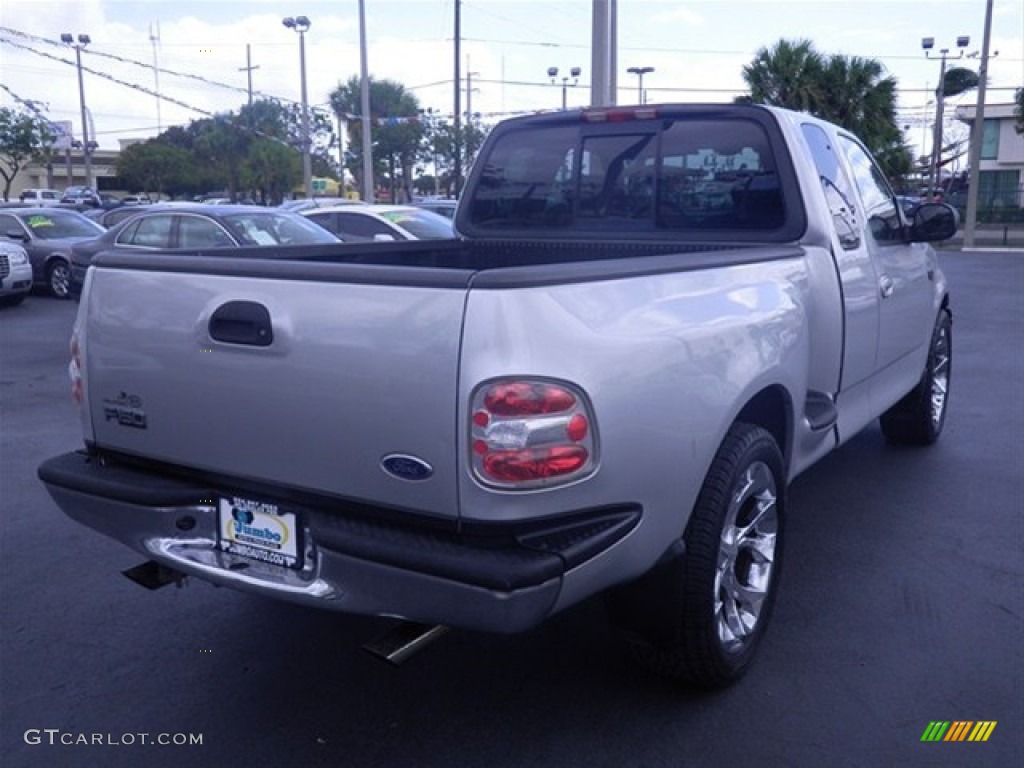 2003 F150 XLT SuperCab - Silver Metallic / Medium Graphite Grey photo #11