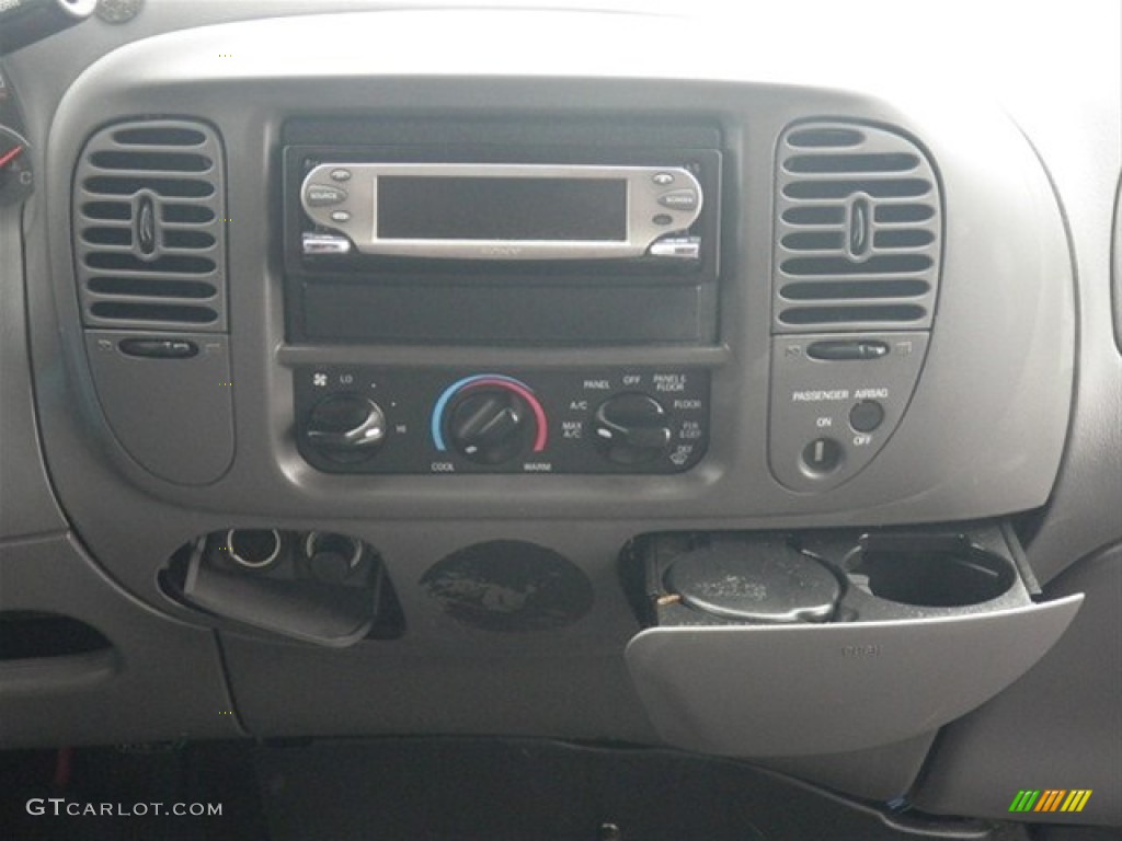 2003 F150 XLT SuperCab - Silver Metallic / Medium Graphite Grey photo #21
