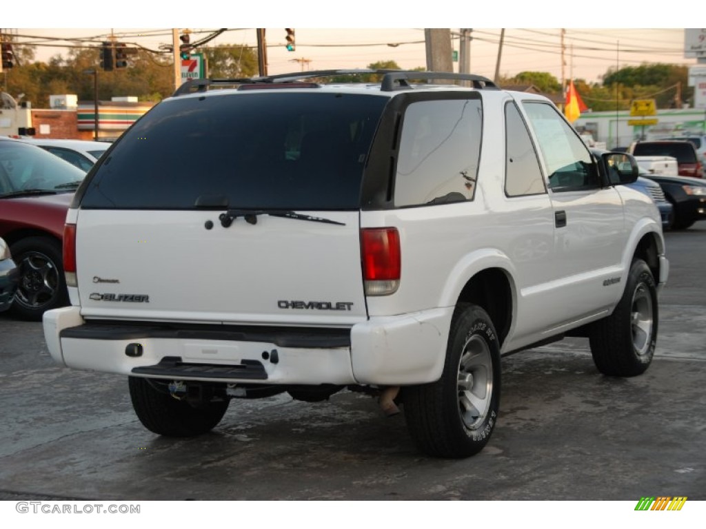 Summit White 2000 Chevrolet Blazer LS Exterior Photo #62347433