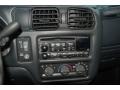 Graphite Gray Controls Photo for 2000 Chevrolet Blazer #62347564