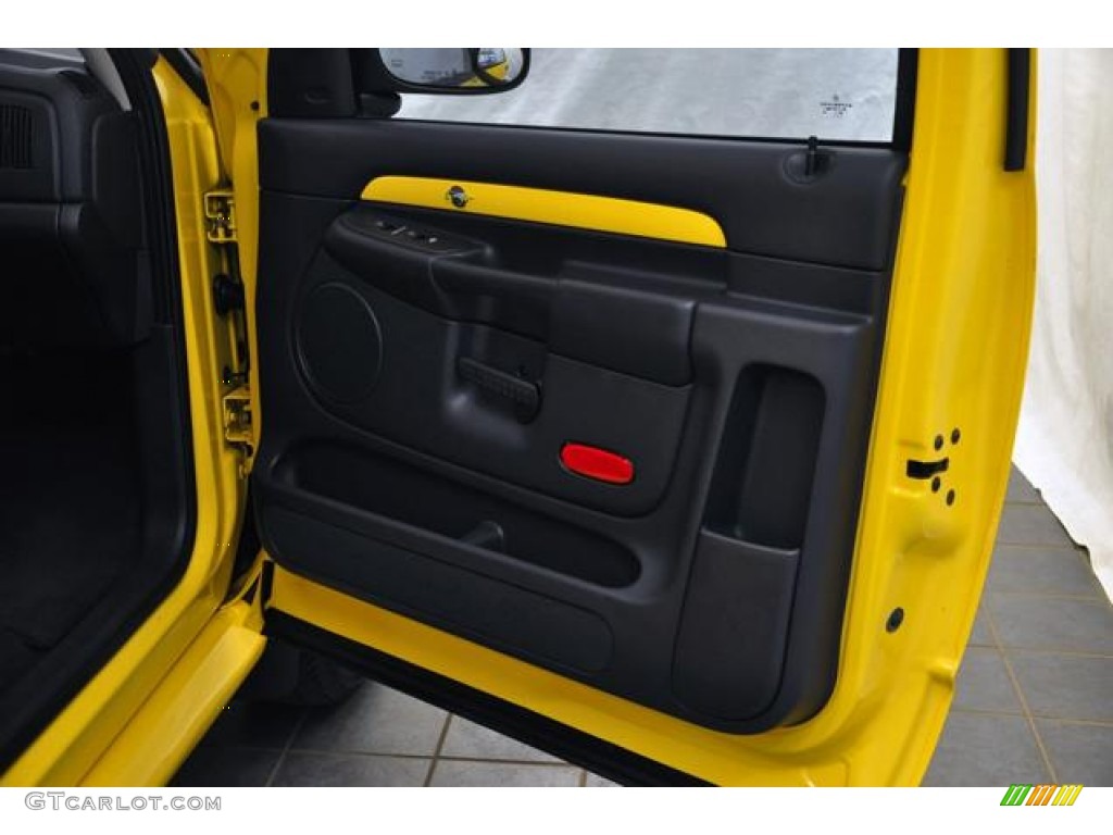 2005 Ram 1500 SLT Rumble Bee Regular Cab 4x4 - Solar Yellow / Dark Slate Gray photo #28