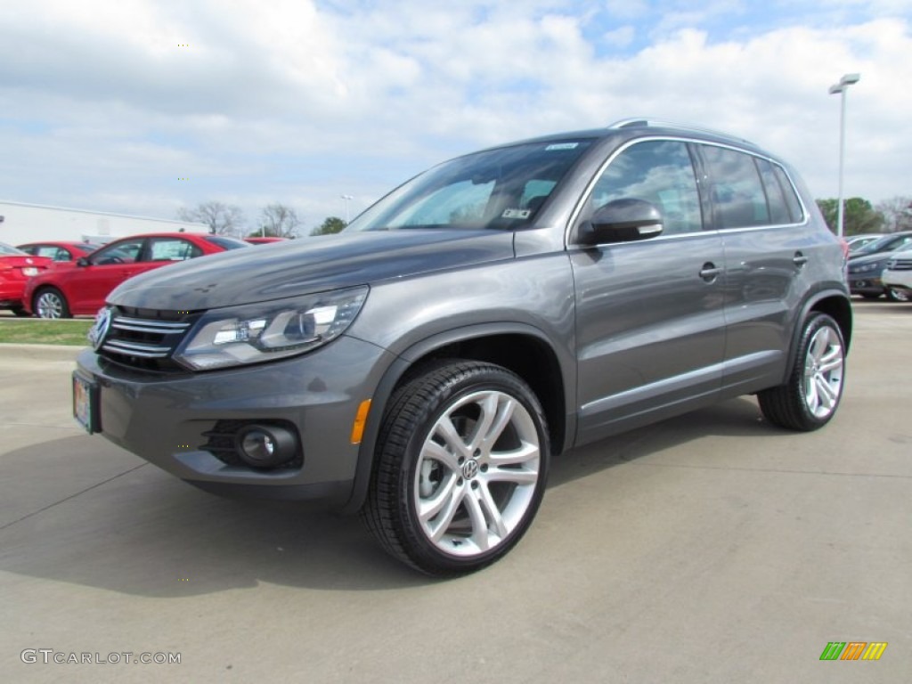 Pepper Gray Metallic 2012 Volkswagen Tiguan SEL 4Motion Exterior Photo #62349683