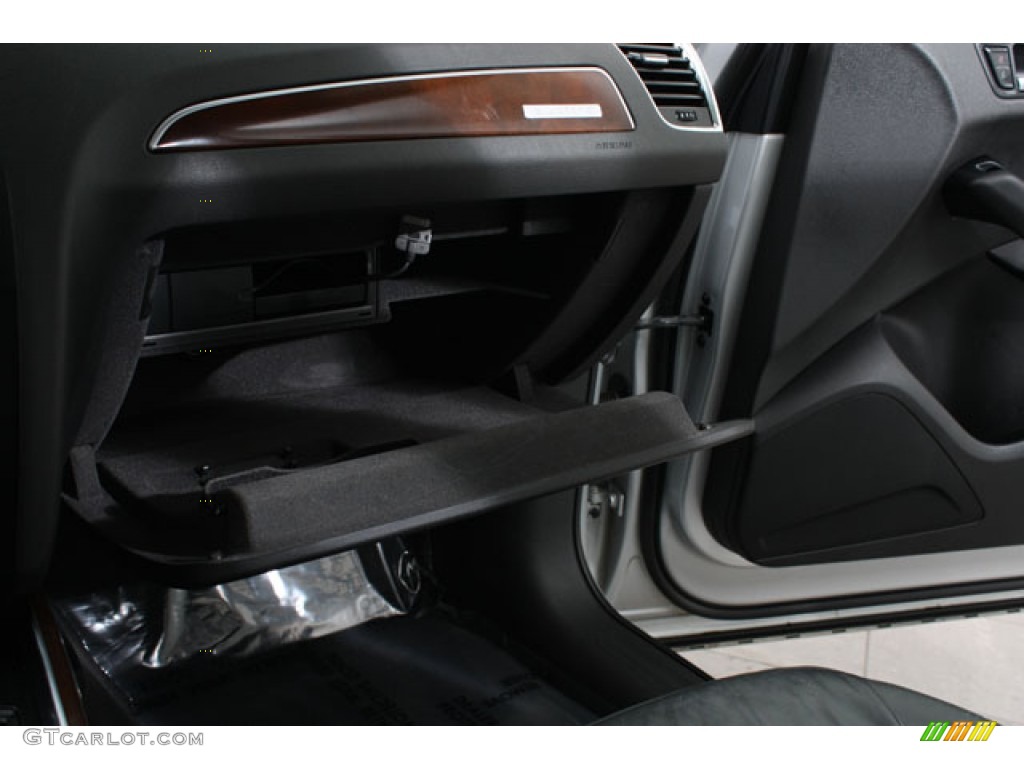 2009 Q5 3.2 Premium quattro - Ice Silver Metallic / Black photo #21