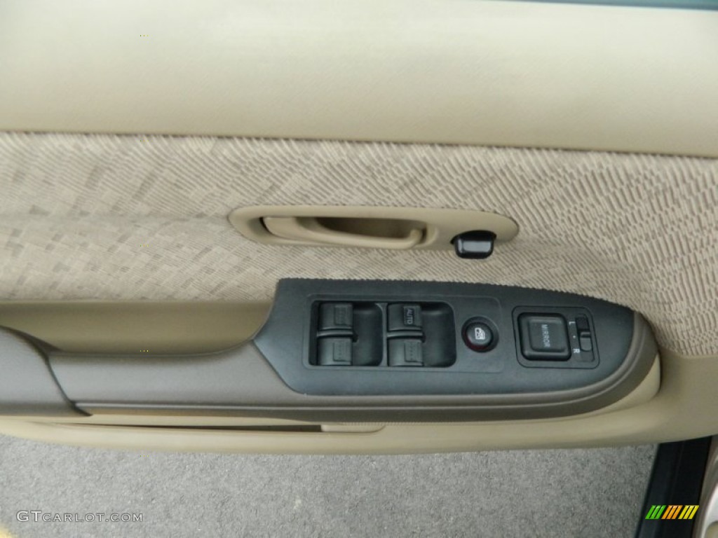 2005 CR-V LX - Sahara Sand Metallic / Ivory photo #12