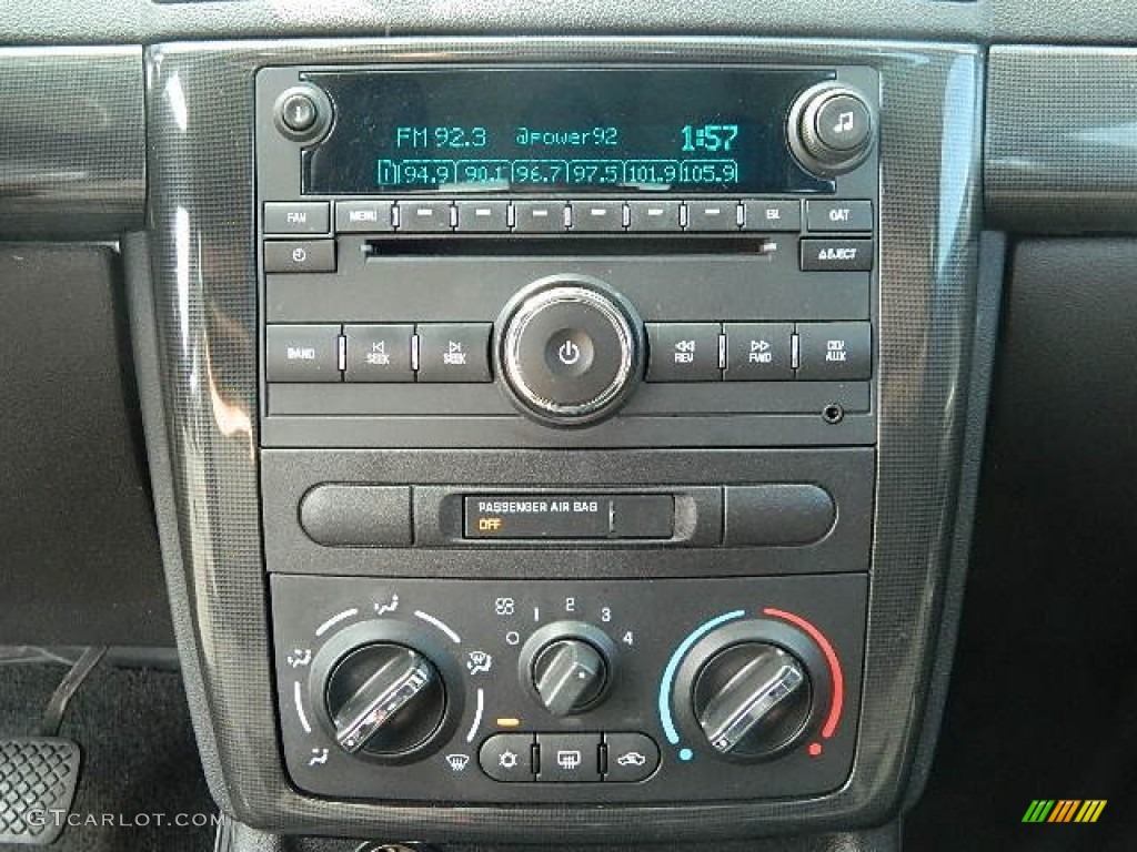 2009 Pontiac G5 Standard G5 Model Controls Photo #62352845