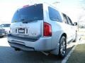 Silver Indulgence - QX 56 4WD Photo No. 5