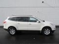 White - Traverse LT AWD Photo No. 2