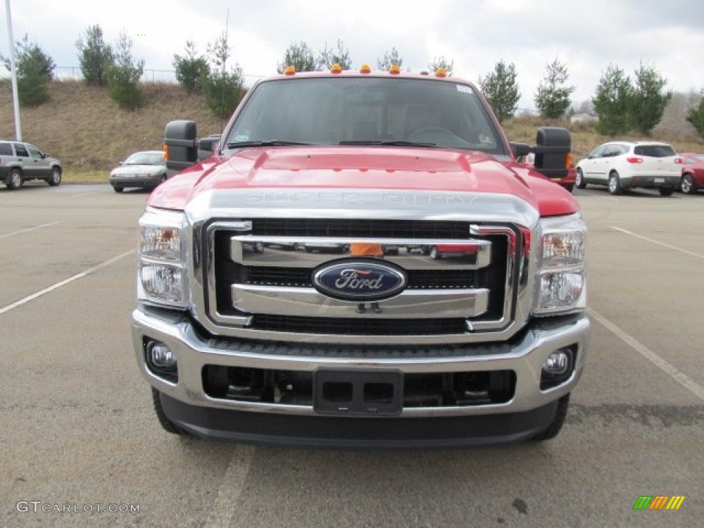 2012 F350 Super Duty Lariat Crew Cab 4x4 - Vermillion Red / Black photo #7