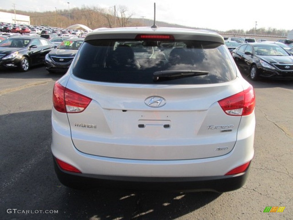 2012 Tucson Limited AWD - Diamond Silver / Black photo #4