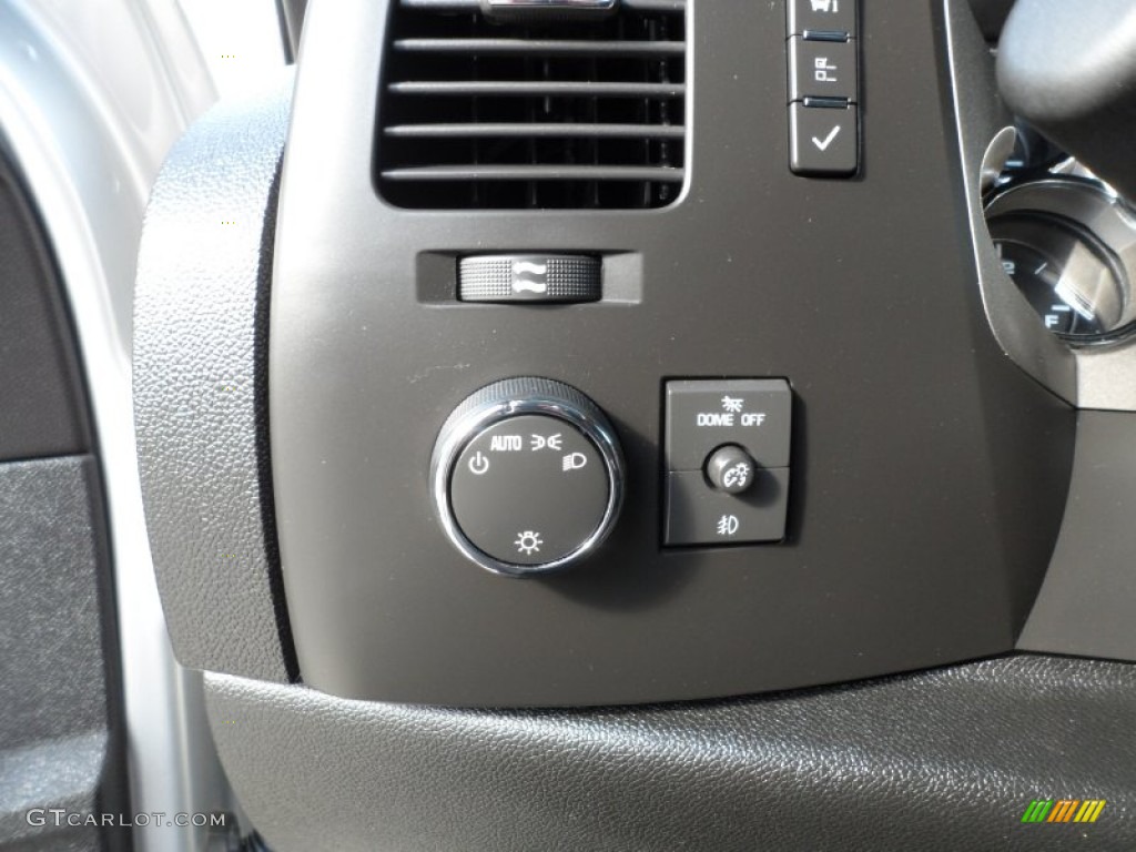 2010 Sierra 1500 SLE Texas Edition Crew Cab - Pure Silver Metallic / Ebony photo #31