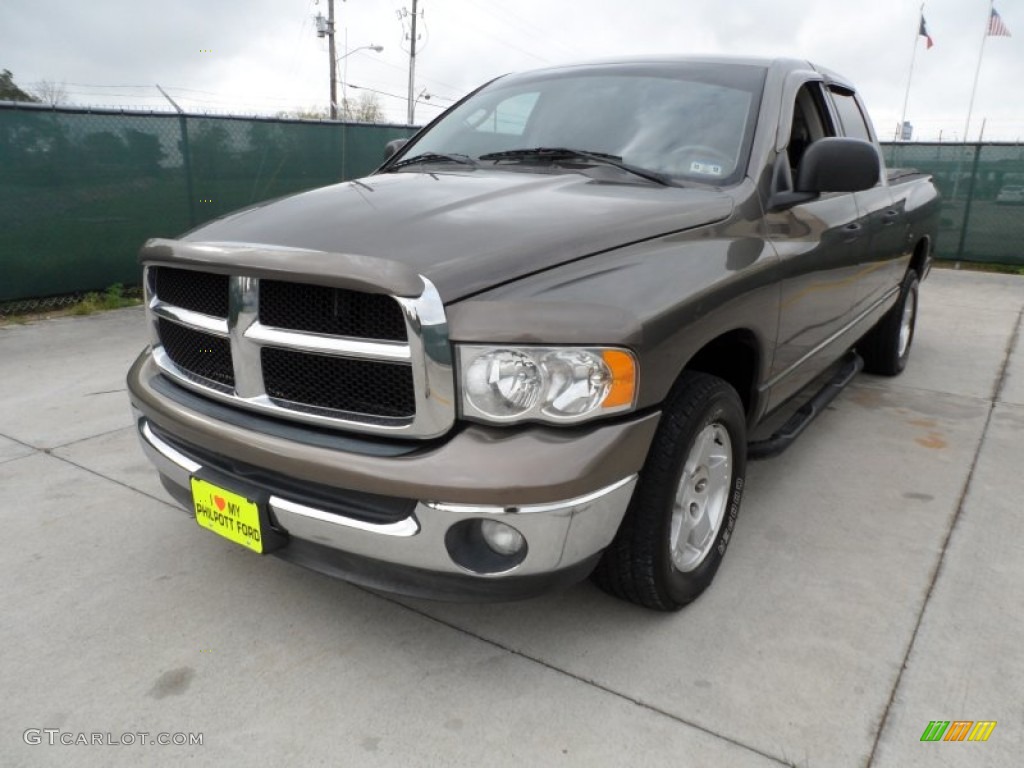 2004 Ram 1500 SLT Quad Cab - Graphite Metallic / Taupe photo #7