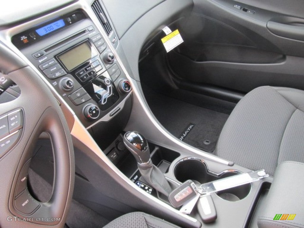 2012 Sonata SE - Midnight Black / Black photo #9