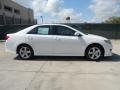 Super White - Camry SE Photo No. 2