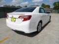 Super White - Camry SE Photo No. 3