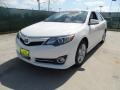 Super White - Camry SE Photo No. 7