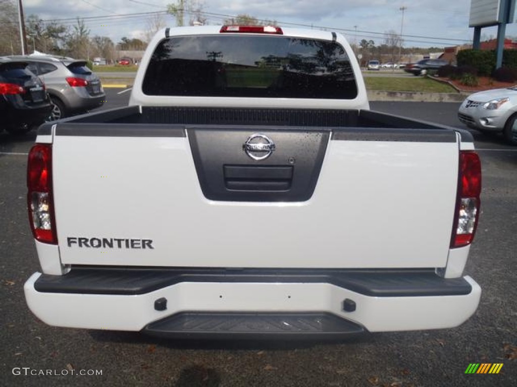 2012 Frontier SV Sport Appearance Crew Cab - Avalanche White / SV Sport Graphite photo #5