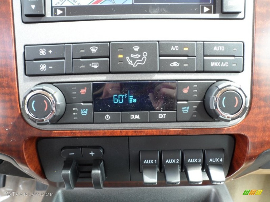 2012 Ford F250 Super Duty King Ranch Crew Cab 4x4 Controls Photo #62369139