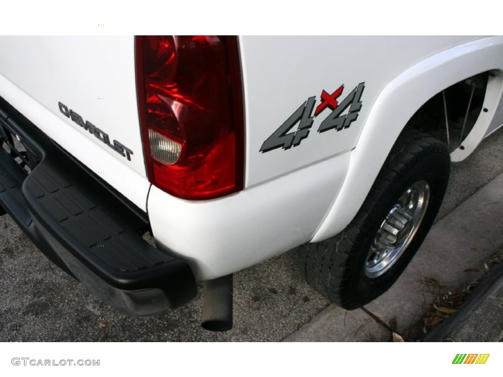 2003 Silverado 2500HD LS Crew Cab 4x4 - Summit White / Dark Charcoal photo #20