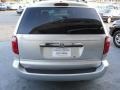 Bright Silver Metallic - Town & Country LXi Photo No. 36