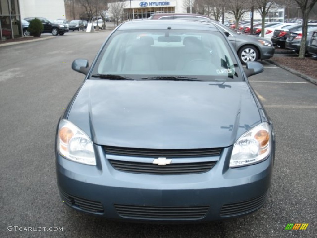 2006 Cobalt LT Sedan - Blue Granite Metallic / Gray photo #2