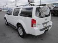 2005 Avalanche White Nissan Pathfinder LE 4x4  photo #9