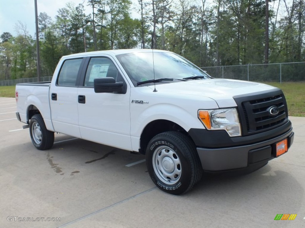 2012 F150 XL SuperCrew - Oxford White / Steel Gray photo #1