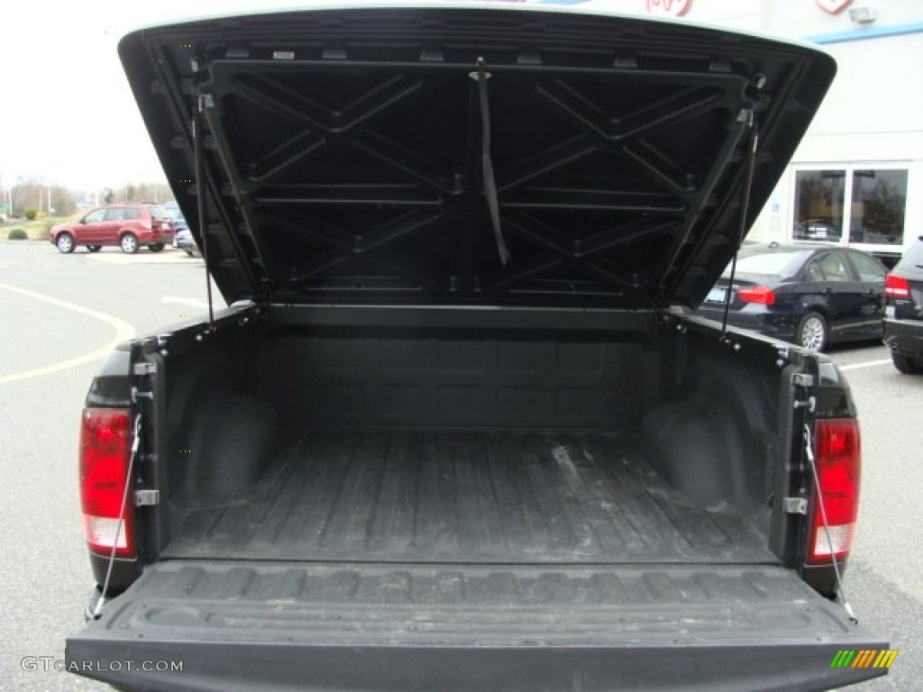 2011 Ram 1500 Sport Crew Cab 4x4 - Brilliant Black Crystal Pearl / Dark Slate Gray photo #6