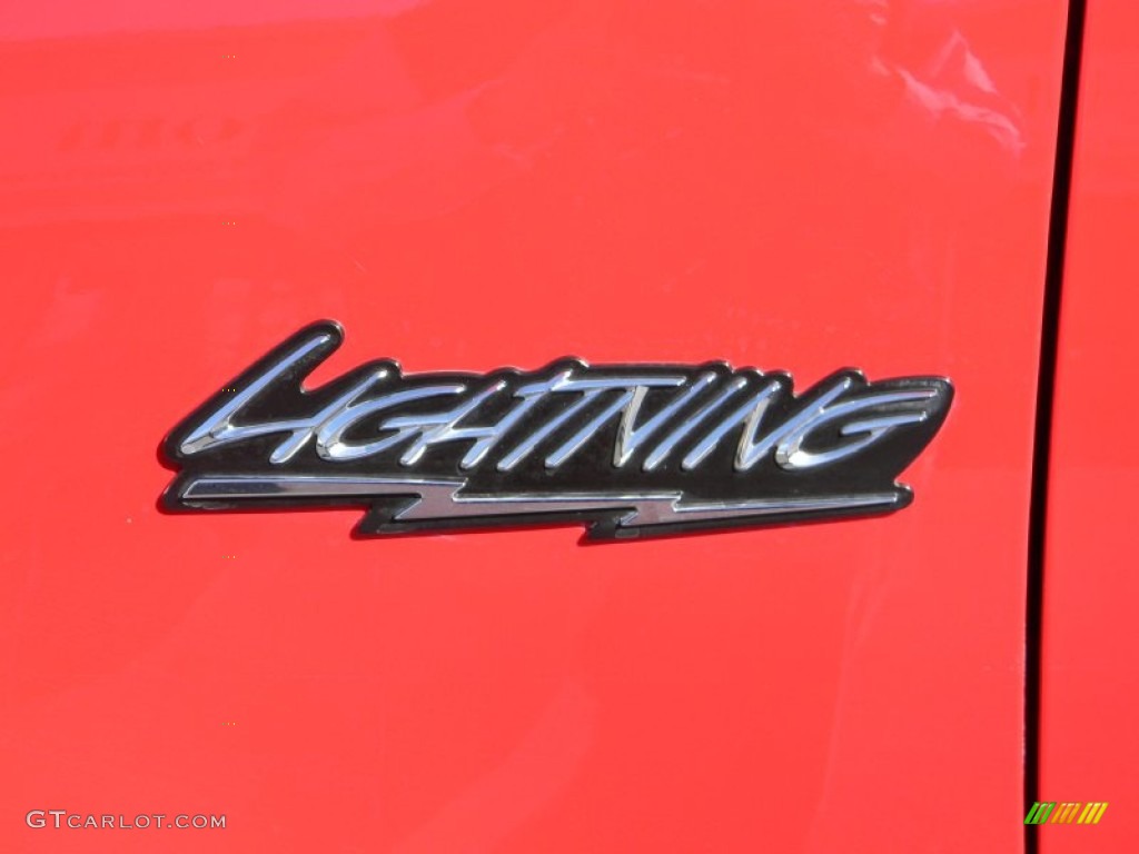 2000 Ford F150 SVT Lightning Marks and Logos Photo #62382972