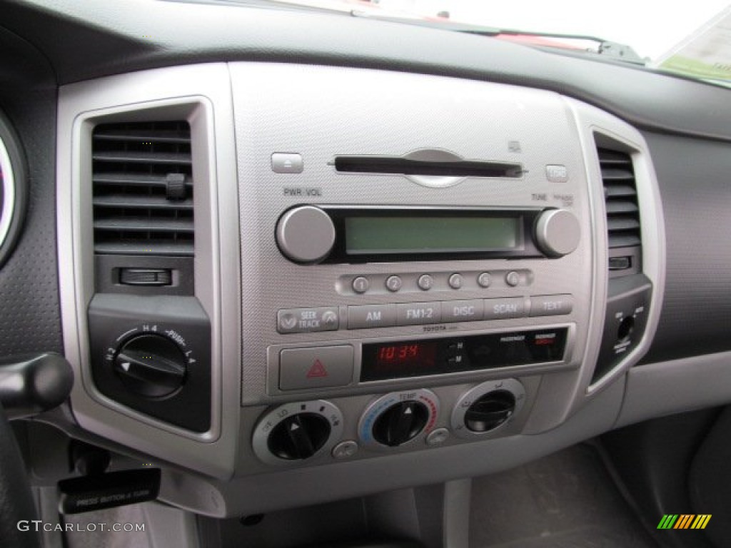2007 Toyota Tacoma V6 TRD Access Cab 4x4 Controls Photo #62383119