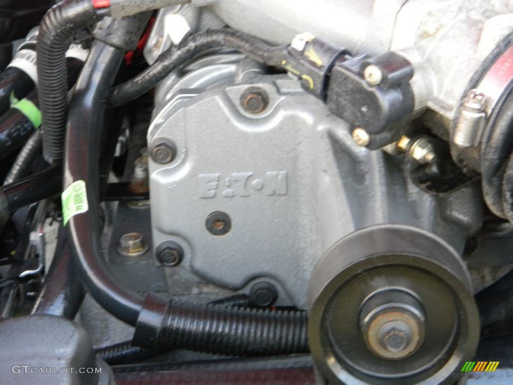 2000 Ford F150 SVT Lightning 5.4 Liter SVT Supercharged SOHC 16-Valve V8 Engine Photo #62383203