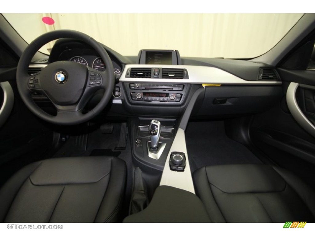 2012 3 Series 328i Sedan - Black Sapphire Metallic / Black photo #4