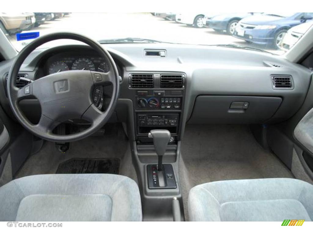 1992 Accord LX Sedan - Phantom Gray Pearl / Gray photo #17