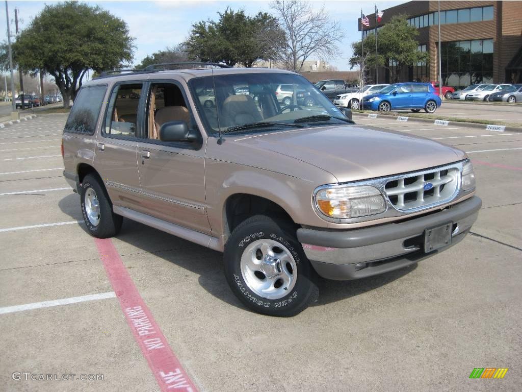 1996 Explorer XLT 4x4 - Mocha Frost Metallic / Beige photo #1